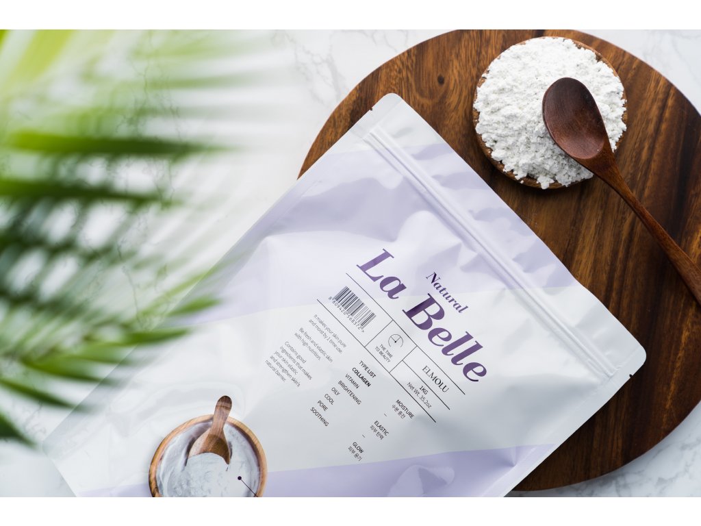 La Belle Modeling Mask